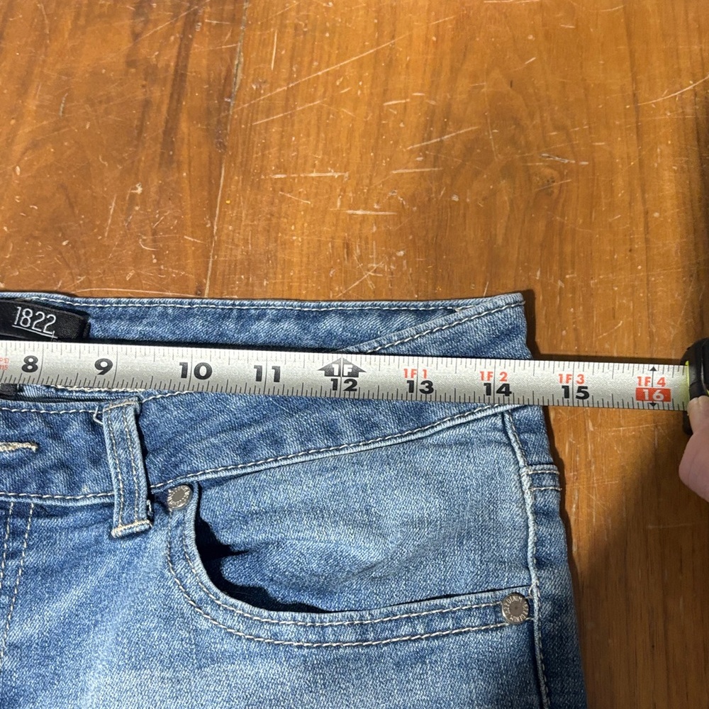 1822 Denim Women's Skinny Jeans in Light Blue - Picture 9 of 10